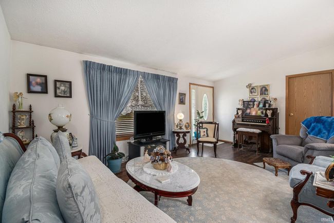 205 Par Blvd, House other with 3 bedrooms, 2 bathrooms and null parking in Bristol IN | Image 8