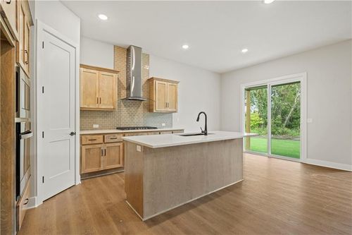 1565 Grayhawk Dr, Basehor, KS, 66007-1204 | Card Image