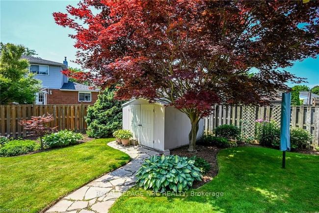 601 Bunting Rd, House other with 3 bedrooms, 2 bathrooms and 6 parking in Saint Catharines ON | Image 39
