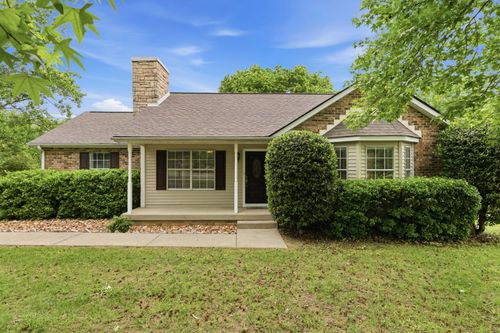 1019 Willowbank Dr, Ashland City, TN, 37015-9603 | Card Image