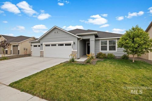 3088 N Night Owl Ave, Kuna, ID, 83634-3582 | Card Image