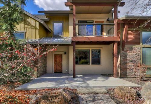 1275 E Lone Creek Dr, Eagle, ID, 83616-4774 | Card Image