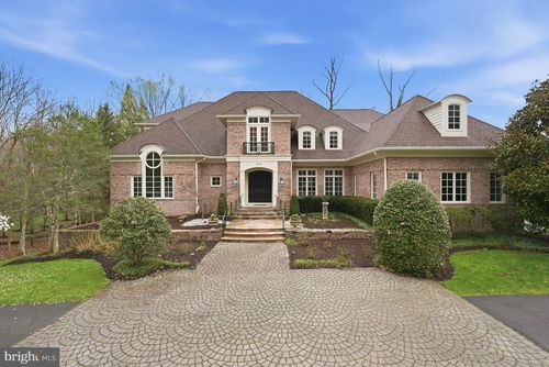 904 Mackall Ave, MCLEAN, VA, 22101-1618 | Card Image