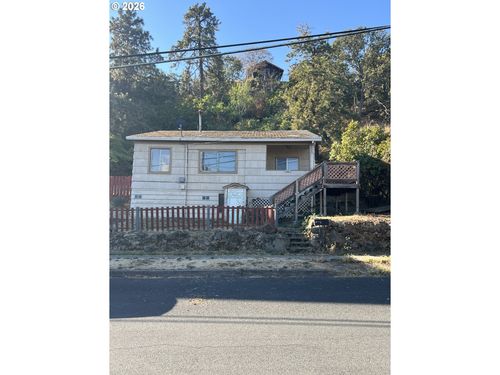 410 E 14th St, TheDalles, OR, 97058 | Card Image