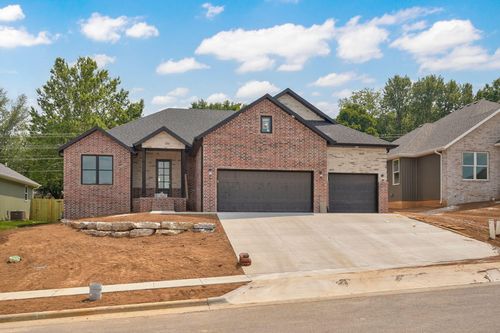 2938 W Marty St, Springfield, MO, 65810-1185 | Card Image
