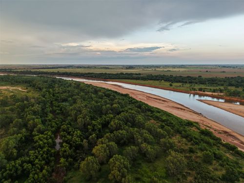 6977 E Fm 171, Byers, TX, 76357-4706 | Card Image