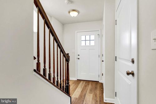 apt-i-51 Overlook Dr, HANOVER, PA, 17331-8184 | Card Image