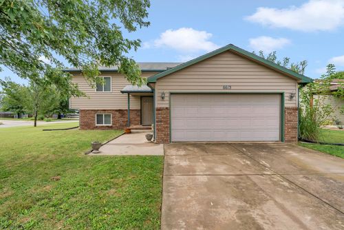 6613 N Grove St, Park City, KS, 67219-1554 | Card Image