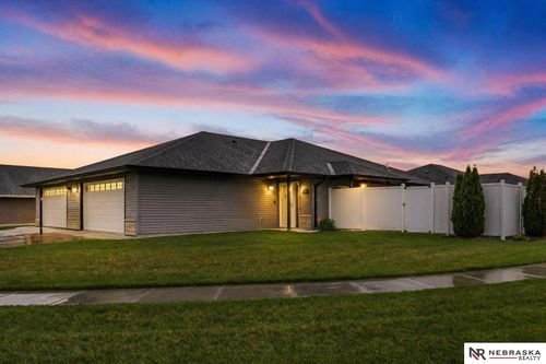 3532 Holly Blue Drive, Lincoln, NE, 68504 | Card Image