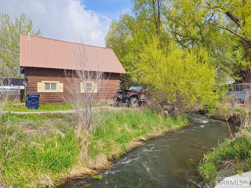 110 Gwartney Ave, Salmon, ID, 83467-4121 | Card Image