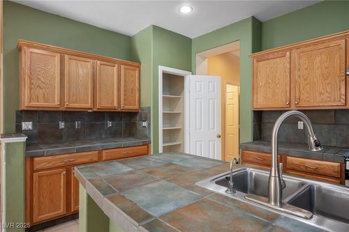 7423 Cleghorn Canyon Way, Las Vegas, NV, 89113-3034 | Card Image