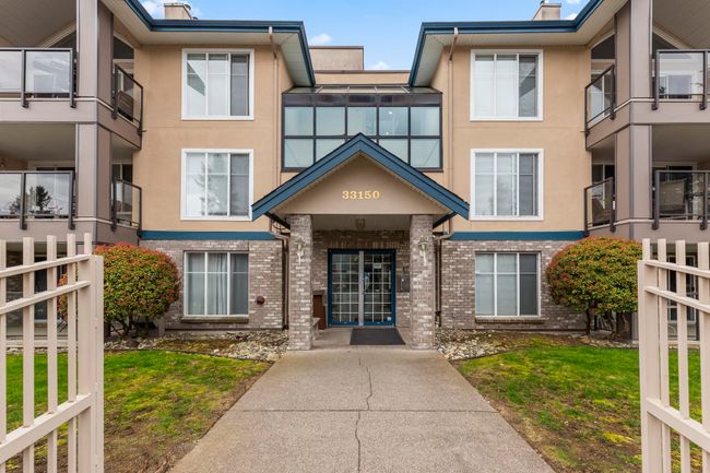 215 - 33150 4 Th Avenue, Condo with 1 bedrooms, 1 bathrooms and 1 parking in Mission BC | Image 3