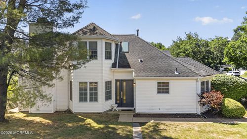123 Almond Rd, Freehold, NJ, 07728-4055 | Card Image