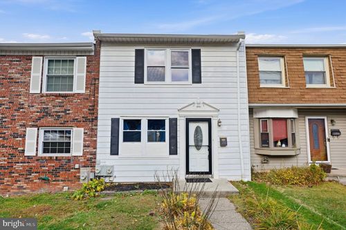 393 Rutgers Ct, BENSALEM, PA, 19020-8201 | Card Image