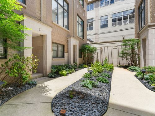 f-2740 N Wayne Ave, Chicago, IL, 60614-2380 | Card Image