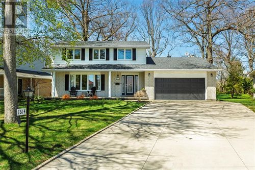 1614 Blackwell Rd, Sarnia, ON, N7X1A4 | Card Image