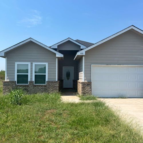 410 Main St, Greenville, TX, 75401-2331 | Card Image