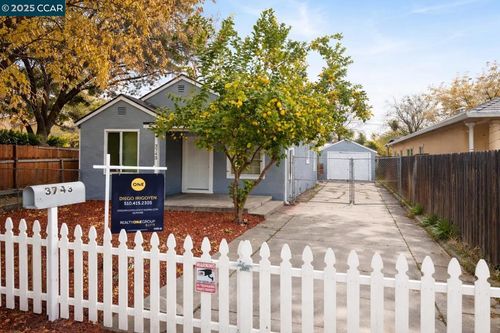 3743 23rd Ave, Sacramento, CA, 95820-4826 | Card Image