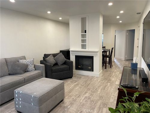 apt-c-704 S Hayward St, Anaheim, CA, 92804-3886 | Card Image