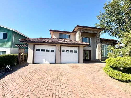 3331 Wardmore Pl, Richmond, BC, V7C1S6 | Card Image