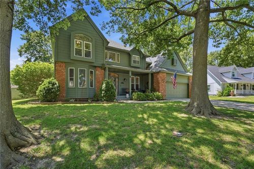 3601 Sw Fleming Dr, Blue Springs, MO, 64015-7126 | Card Image
