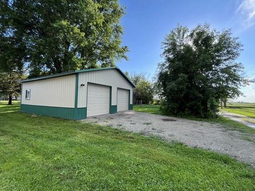 528 2nd St W, Claremont, MN, 55924-4562 | Card Image