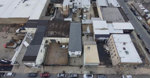 100 Delancy St, Newark, NJ, 07105-1911 | Card Image
