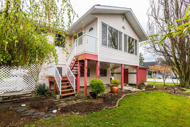 7647 Sharpe Street, House other with 3 bedrooms, 1 bathrooms and 3 parking in Mission BC | Image 39