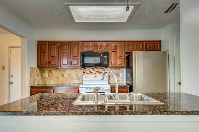 1702 Elizabeth Dr, House other with 3 bedrooms, 2 bathrooms and null parking in Carrollton TX | Image 15