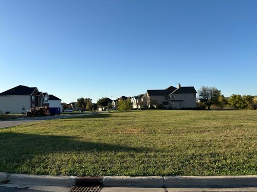 2261 Cryder Ct, Yorkville, IL, 60560-3504 | Card Image