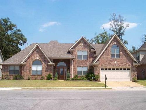 284 Cross Breeze Dr, Cordova, TN, 38018-2910 | Card Image