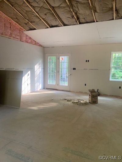 family Room with cathedral ceiling | Image 3