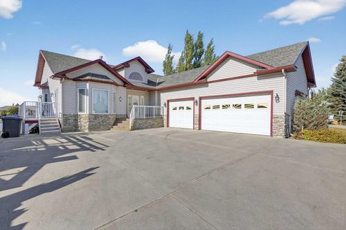 {{alt}} | Card Image