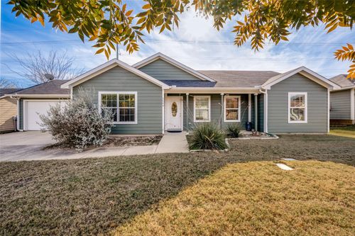 2904 Dana Ln, Denton, TX, 76209-6511 | Card Image