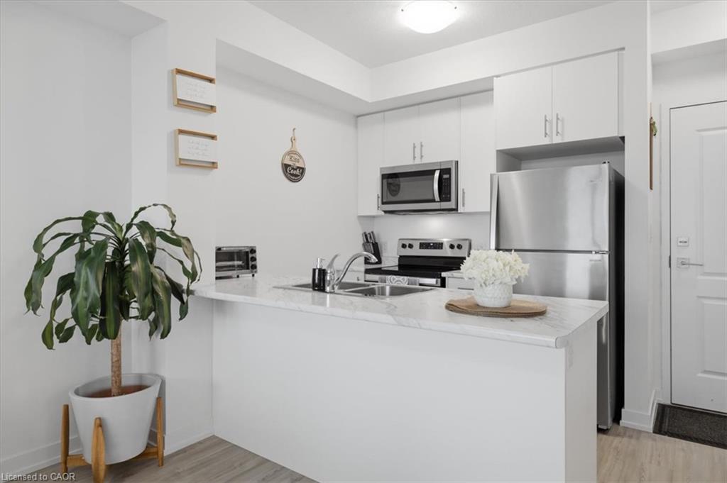 Residential in Waterdown