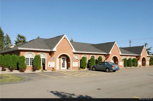 6636 Main St, Williamsville, NY, 14221-5967 | Card Image