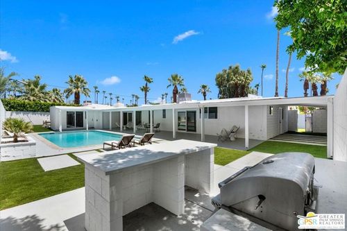 555 S Roxbury Dr, Palm Springs, CA, 92264 | Card Image