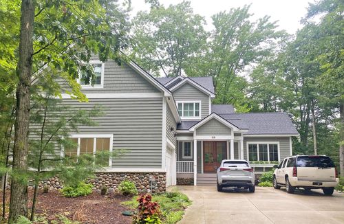 18 Woodstone Rd, Glen Arbor, MI, 49636 | Card Image
