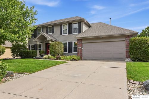 4201 N 136th St, Omaha, NE, 68164-5090 | Card Image