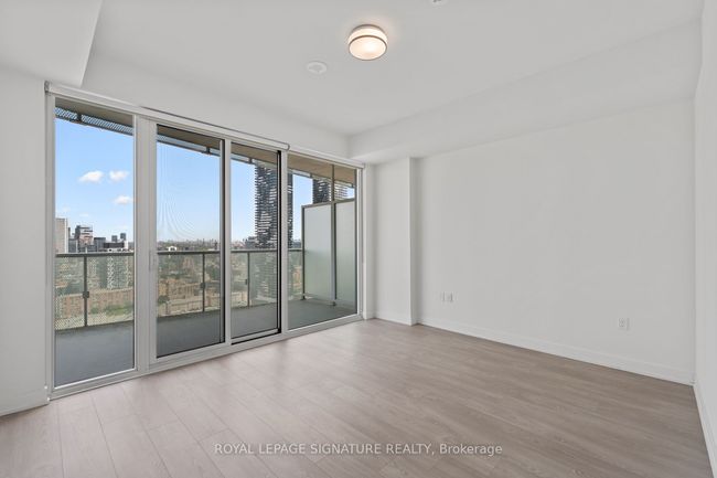 3305 - 15 Queens Quay E, Condo with 3 bedrooms, 2 bathrooms and 1 parking in Toronto ON | Image 38