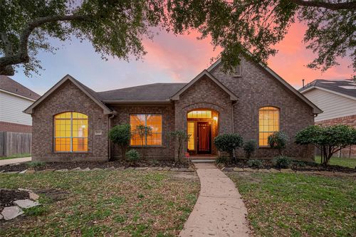 1608 Spring Glen Ln, Pearland, TX, 77581-5583 | Card Image