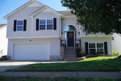 1059 Cindy Jo Ct, Clarksville, TN, 37040-2581 | Card Image