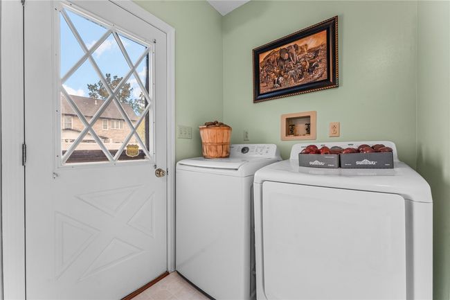 3213 Greentree Cir, House other with 3 bedrooms, 3 bathrooms and 2 parking in New Castle PA | Image 14