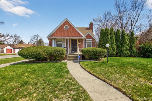 17420 Annchester Rd, Detroit, MI, 48219-4211 | Card Image