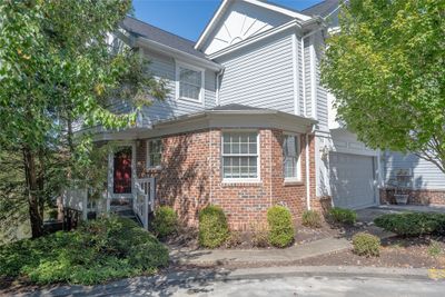 210 Waterside Dr, Condo with 3 bedrooms, 2 bathrooms and null parking in Peters Twp PA | Image 1