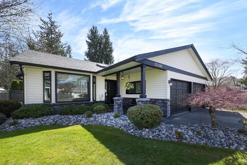 15496 93 Ave, Surrey, BC, V3R9B6 | Card Image