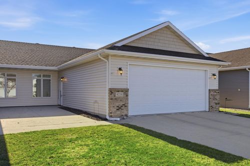 4258 52nd Street S, Fargo, ND, 58104 | Card Image