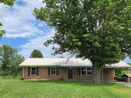 220 Harden Rd, Sparta, TN, 38583-7168 | Card Image