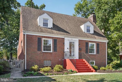 6301 Pontiac St, BERWYN HEIGHTS, MD, 20740-2757 | Card Image