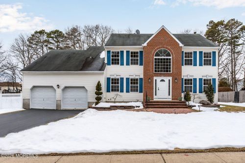 482 Meadowood Rd, Jackson, NJ, 08527-1181 | Card Image